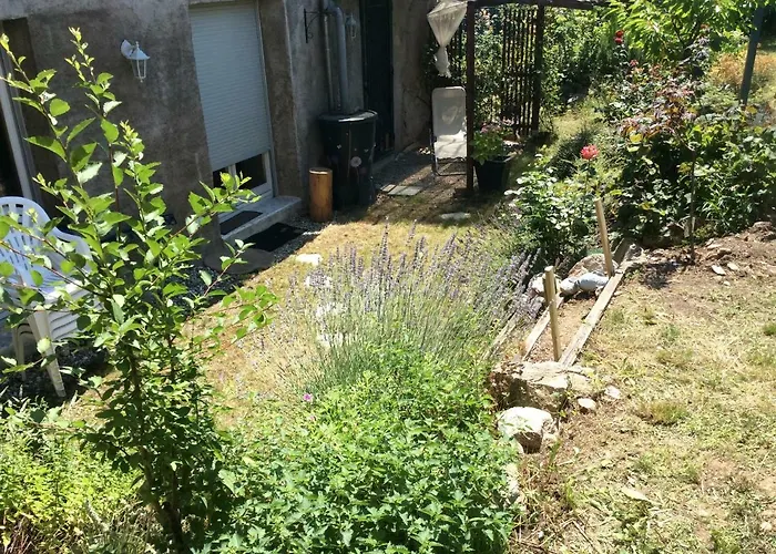 Vakantiehuis Le Faucon Pelerin *